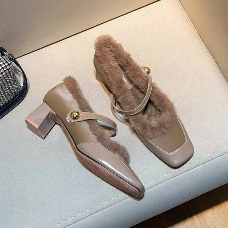 Zapatos de tacón grueso estilo - Women'S Fashion Trends Autumn 2025 reseña y precio